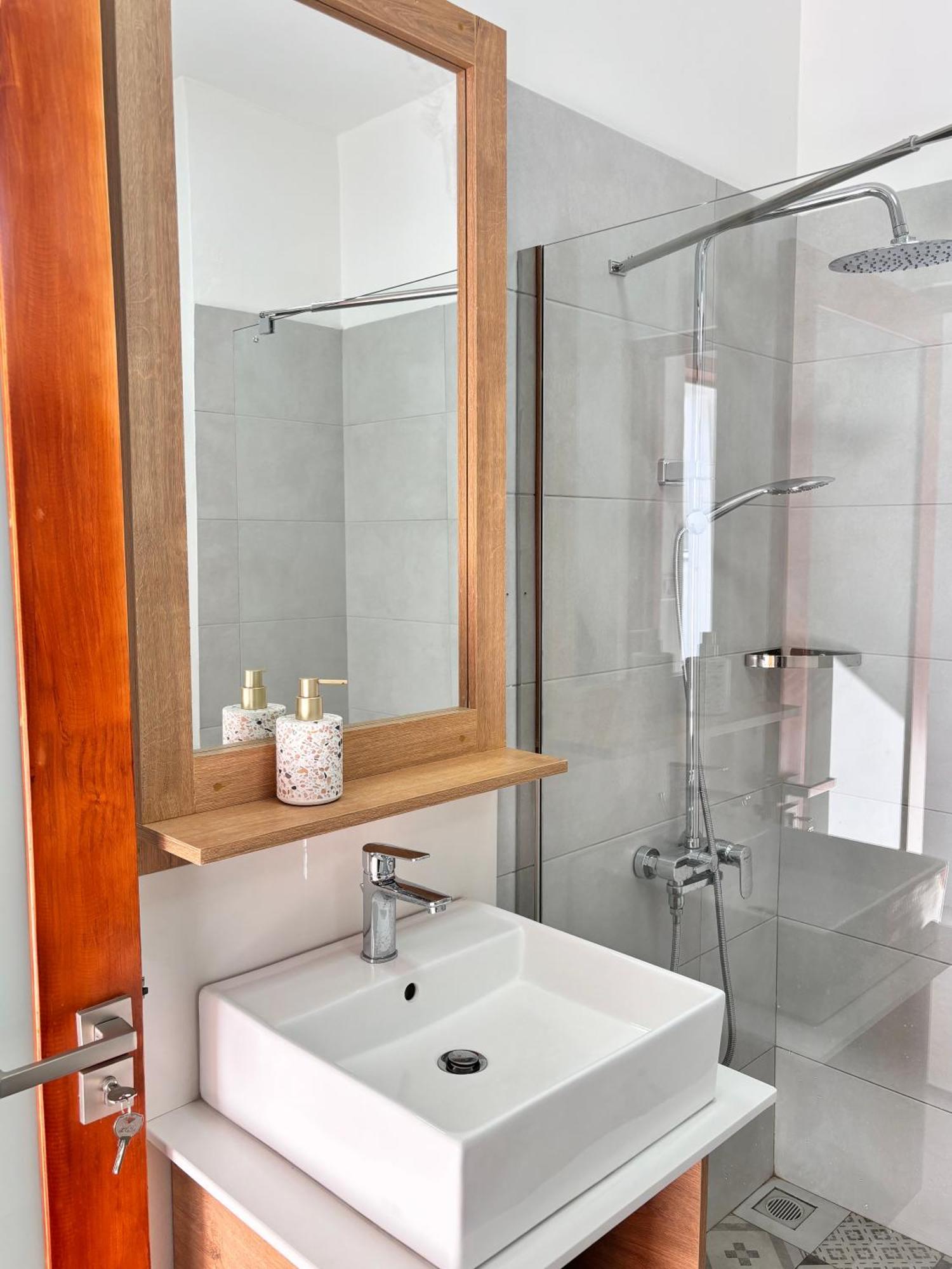 Maison Mont Choisy - One Or Two Bedrooms Apartment Trou-aux-Biches Eksteriør bilde